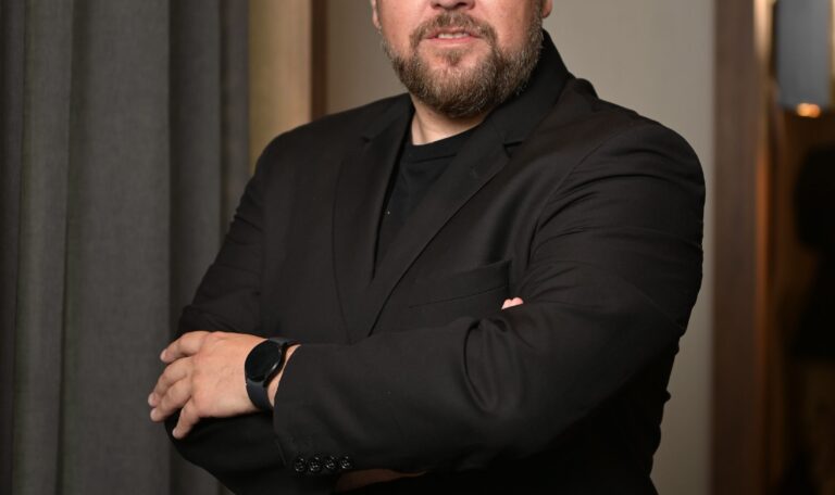 Кога креативноста се надополнува со посветеност, неизбежни се одлични резултати